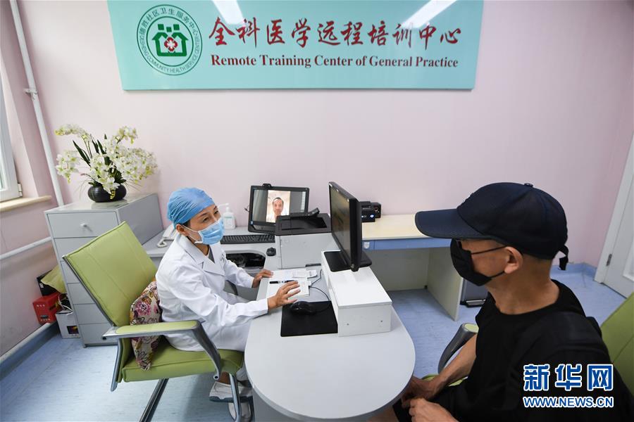 （新華全媒頭條&middot;小康圓夢(mèng)&middot;圖文互動(dòng)）（13）恢宏史詩(shī)耀千秋&mdash;&mdash;寫(xiě)在中國(guó)共產(chǎn)黨帶領(lǐng)中國(guó)人民全面建成小康社會(huì)之際