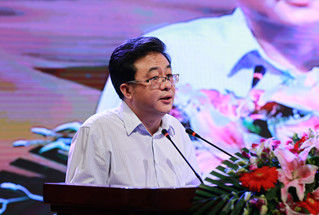 國務(wù)院推進&ldquo;一帶一路&rdquo;工作領(lǐng)導(dǎo)小組辦公室負責(zé)人歐曉理致辭