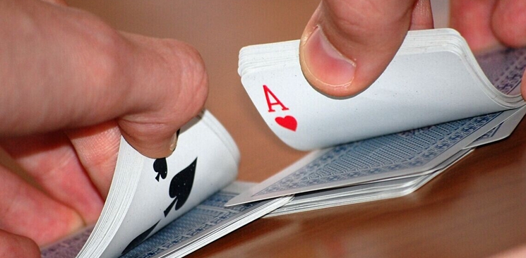 并購(gòu)&ldquo;高燒&rdquo;藏隱憂(yōu)   跨界橫行或催生風(fēng)險(xiǎn)