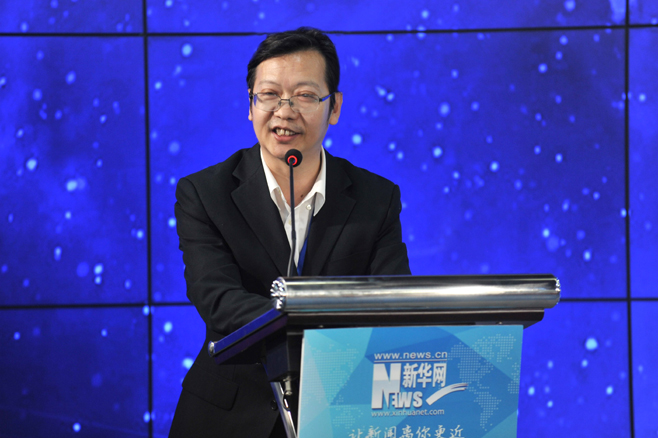 新華網(wǎng)副總裁、財經(jīng)總監(jiān) 楊慶兵