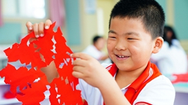 鄉(xiāng)村&ldquo;復(fù)興少年宮&rdquo;里歡樂(lè)多