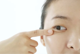 健康用眼 請(qǐng)保護(hù)好我們的眼睛！