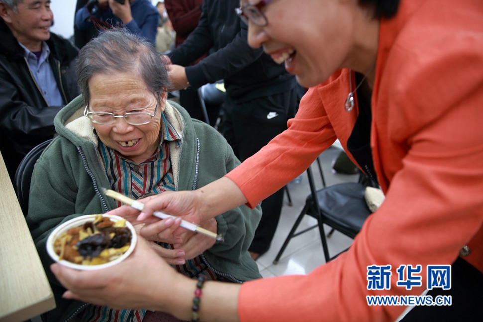 一碗長壽面，一片感恩情