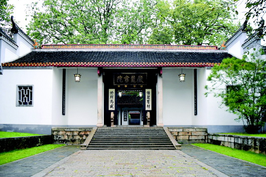 千年岳麓，弦歌不絕