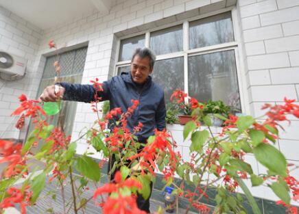 貧困縣全部摘帽是否意味脫貧攻堅目標(biāo)任務(wù)完成？