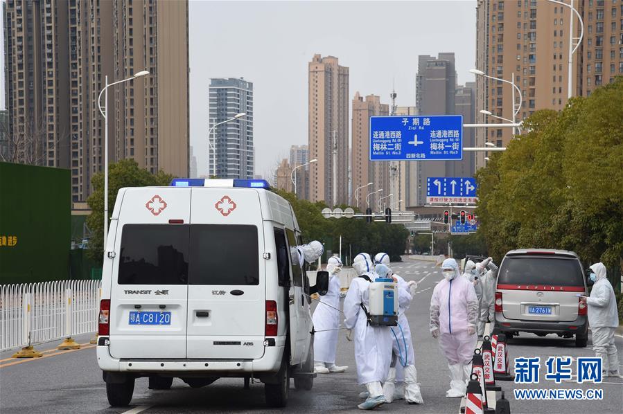 （聚焦疫情防控&middot;圖文互動）（10）軍隊新近承擔救治任務(wù)的兩所醫(yī)院全部投入使用 參照火神山醫(yī)院模式運行