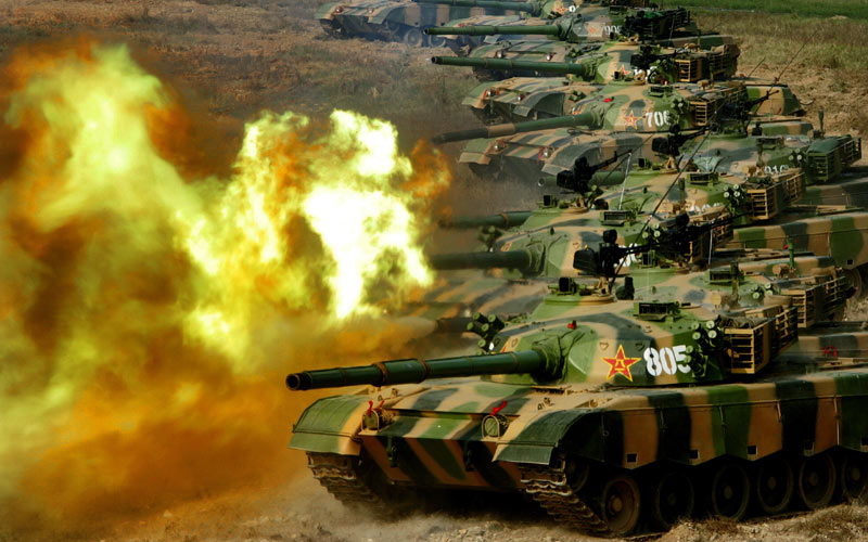 查春明作品：&ldquo;鐵拳&rdquo;出擊