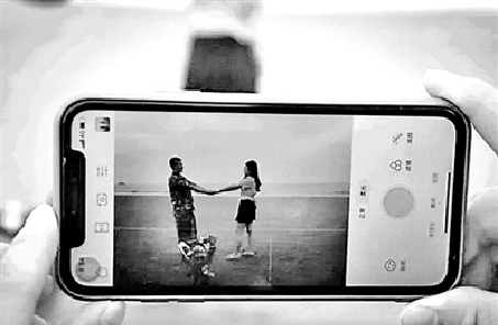 愛，是一個個無可替代日子的積累&mdash;&mdash;軍戀不易，唯你美好