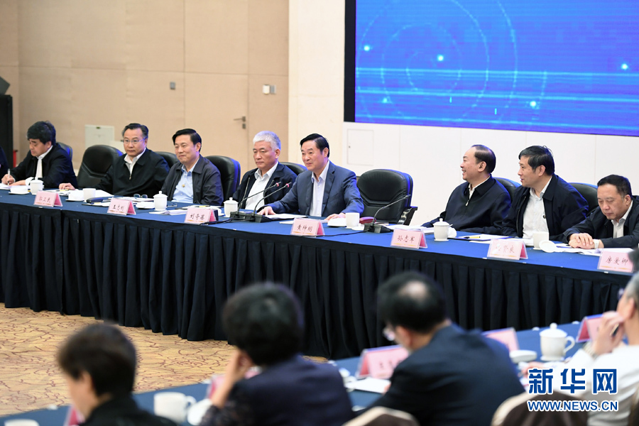 5月11日，中宣部在深圳召開(kāi)深化文化體制改革座談會(huì)。中共中央政治局委員、中央書(shū)記處書(shū)記、中宣部部長(zhǎng)劉奇葆出席會(huì)議并講話。 新華社記者張領(lǐng) 攝