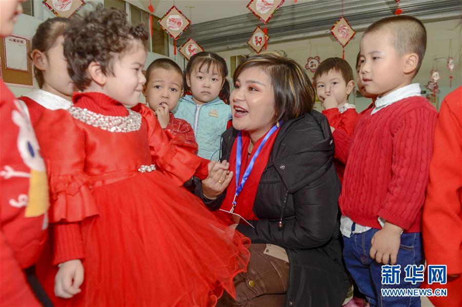 （兩會(huì)前夕看落實(shí)&middot;圖文互動(dòng)）（5）牢記囑托增進(jìn)民族團(tuán)結(jié) 凝心聚力建設(shè)美麗新疆&mdash;&mdash;新疆落實(shí)習(xí)近平總書記全國(guó)兩會(huì)重要講話精神紀(jì)實(shí)