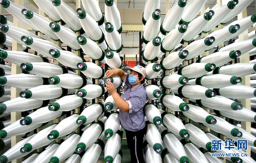 #（新華全媒頭條&middot;迎接兩會特別報道&middot;圖文互動）（11）會當水擊三千里&mdash;&mdash;全國兩會前夕看中國信心