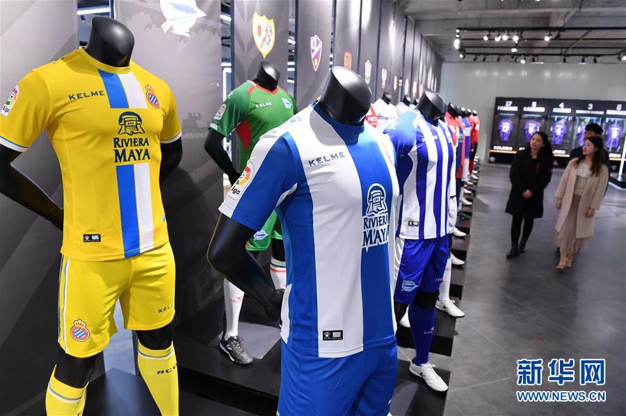 （在習(xí)近平新時代中國特色社會主義思想指引下&mdash;&mdash;新時代新作為新篇章&middot;圖文互動）（2）國際范兒&middot;科技范兒&middot;綠色范兒&mdash;&mdash;傳統(tǒng)制造業(yè)嶄露&ldquo;新面孔&rdquo;