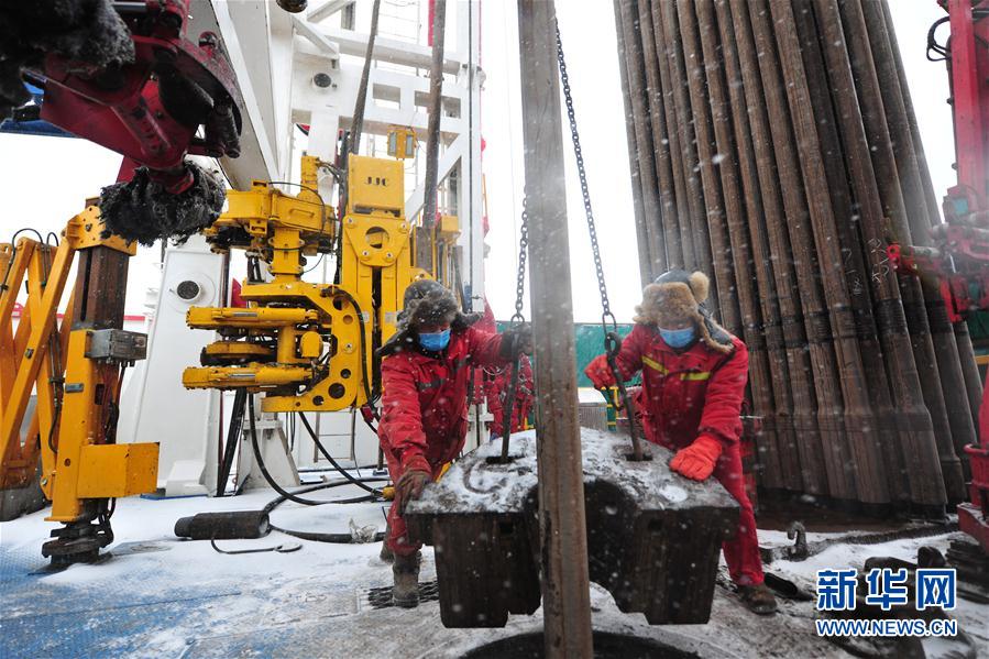 （圖文互動(dòng)）（2）大慶油田：一手抓防疫，一手抓生產(chǎn)