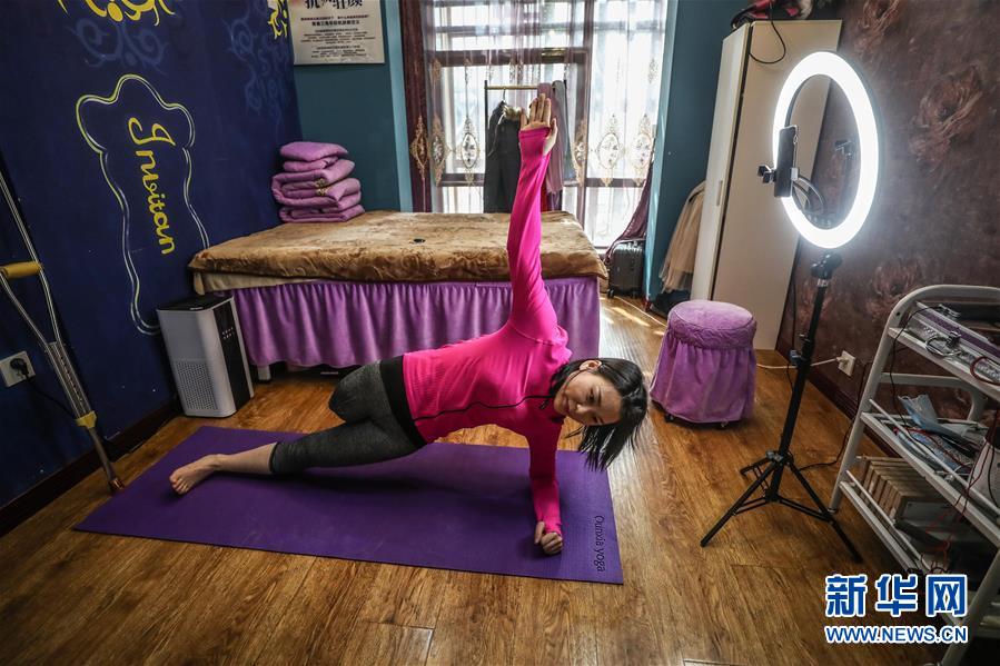 （在習(xí)近平新時(shí)代中國(guó)特色社會(huì)主義思想指引下&mdash;&mdash;新時(shí)代新作為新篇章&middot;習(xí)近平總書記關(guān)切事&middot;圖文互動(dòng)）（2）打開生活的正確方式：更衛(wèi)生、更健康！