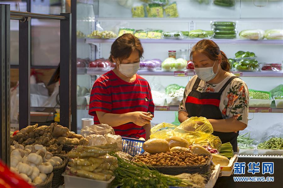 （圖文互動(dòng)）（3）告別臟亂，留住溫情&mdash;&mdash;上海鬧市小菜場見聞