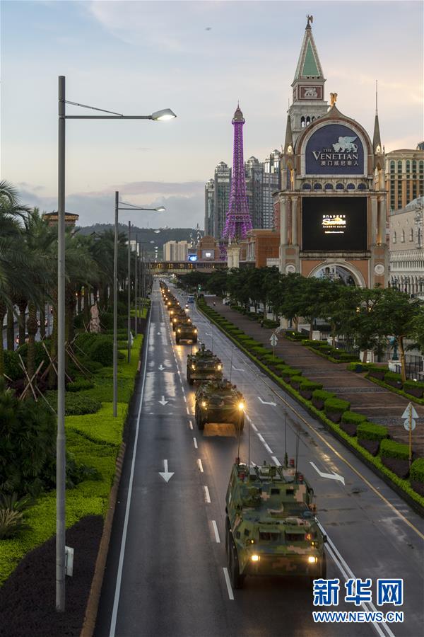 （在習(xí)近平強(qiáng)軍思想指引下&middot;我們在戰(zhàn)位報(bào)告&middot;圖文互動(dòng)）（3）駐澳門部隊(duì)：濠江之畔，最可愛的人