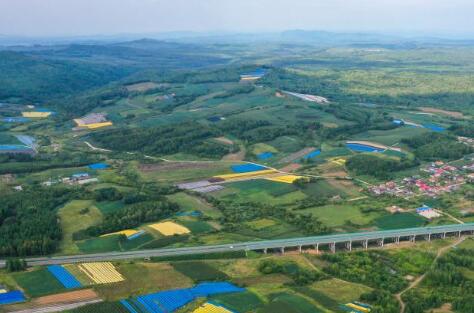 長(zhǎng)白山下生態(tài)縣：倚綠生金，以景換銀