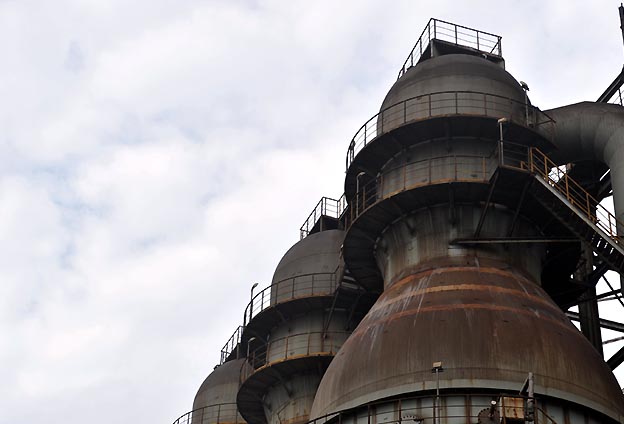 堅(jiān)持以環(huán)保為前提，做到不環(huán)保不生產(chǎn)。