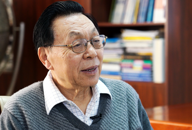 找到更古老的巖石，把月球的歷史理解得更完全