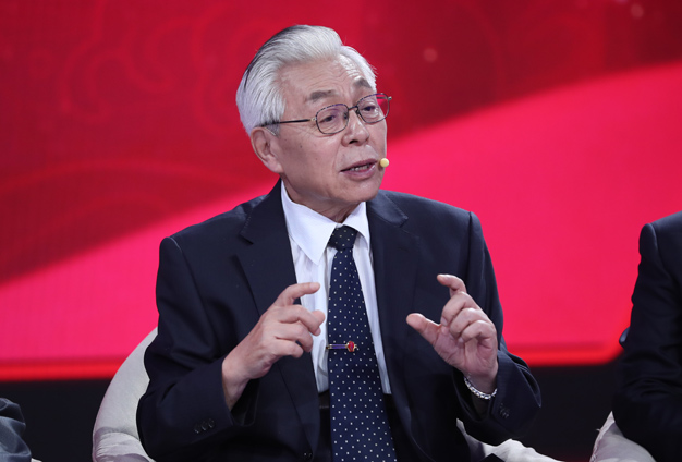 月亮離地球最近，是到達各個遙遠天體的一個&lsquo;轉運站&rsquo;。