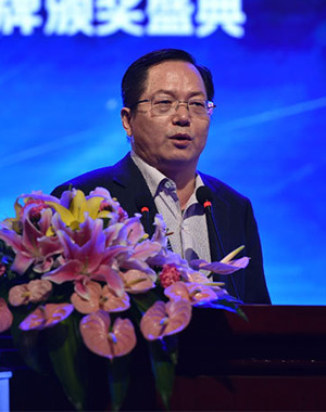 經(jīng)濟學家、中國人民銀行研究局研究員鄒平座