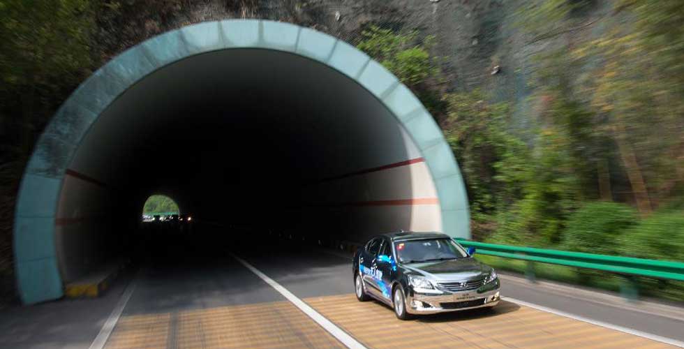 我國(guó)無(wú)人駕駛汽車(chē)背后的&ldquo;黑科技&rdquo;(組圖)