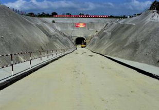 國土開發(fā)和保護(hù)面臨許多新情況、新矛盾和新挑戰(zhàn)