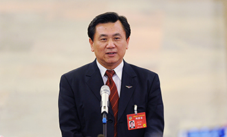 民航局局長(zhǎng)馮正霖接受采訪(fǎng)