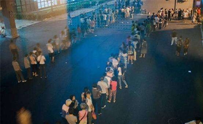 大醫(yī)院人滿為患，社區(qū)醫(yī)院門可羅雀怎么破？