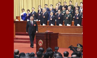 習(xí)近平當(dāng)選國(guó)家主席、中央軍委主席