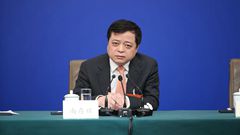 全國政協(xié)常委、全國工商聯(lián)副主席、正泰集團(tuán)董事長 南存輝