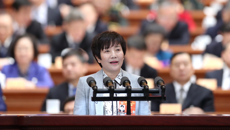 貴州省盤州市淤泥鄉(xiāng)巖博聯村黨委書記 余留芬