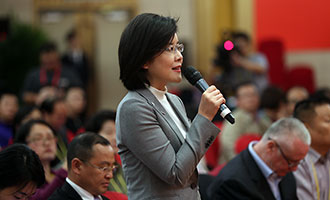 中央電視臺、中國網(wǎng)絡電視臺記者提問