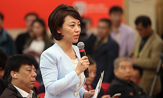 中央電視臺(tái)、中國(guó)國(guó)際電視臺(tái)記者提問(wèn)