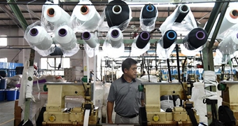 人民日報評論員：歷史不能選擇，現(xiàn)在可以把握，未來可以開創(chuàng)