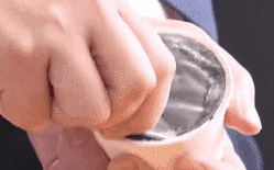 味同嚼鐵？ 日本&ldquo;鐵味&rdquo;冰淇淋面世