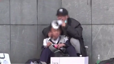 面孔&middot;英勇女記者：昆明人質劫持現(xiàn)場 一位女記者走上前