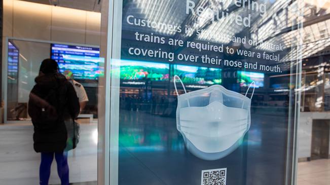 23天增500萬(wàn)例！ 美國(guó)新冠確診病例增速創(chuàng)新高