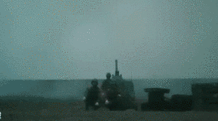 震撼！新型火炮參與實(shí)彈射擊演練