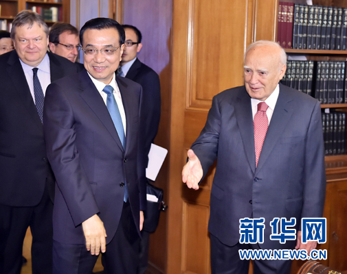 6月20日，國務(wù)院總理李克強(qiáng)在雅典總統(tǒng)府會(huì)見希臘總統(tǒng)帕普利亞斯。新華社記者 李濤 攝