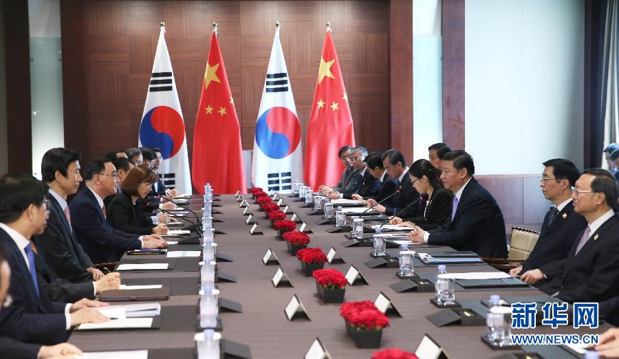 7月4日，國家主席習(xí)近平在首爾會(huì)見韓國總理鄭烘原。 新華社記者謝環(huán)馳攝 