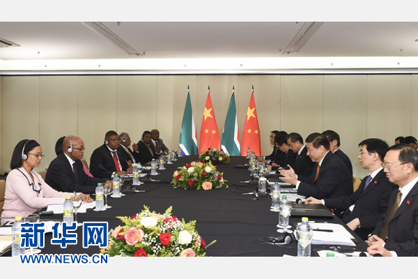 7月14日，國家主席習(xí)近平在巴西福塔萊薩會見南非總統(tǒng)祖馬。新華社記者 李學(xué)仁 攝