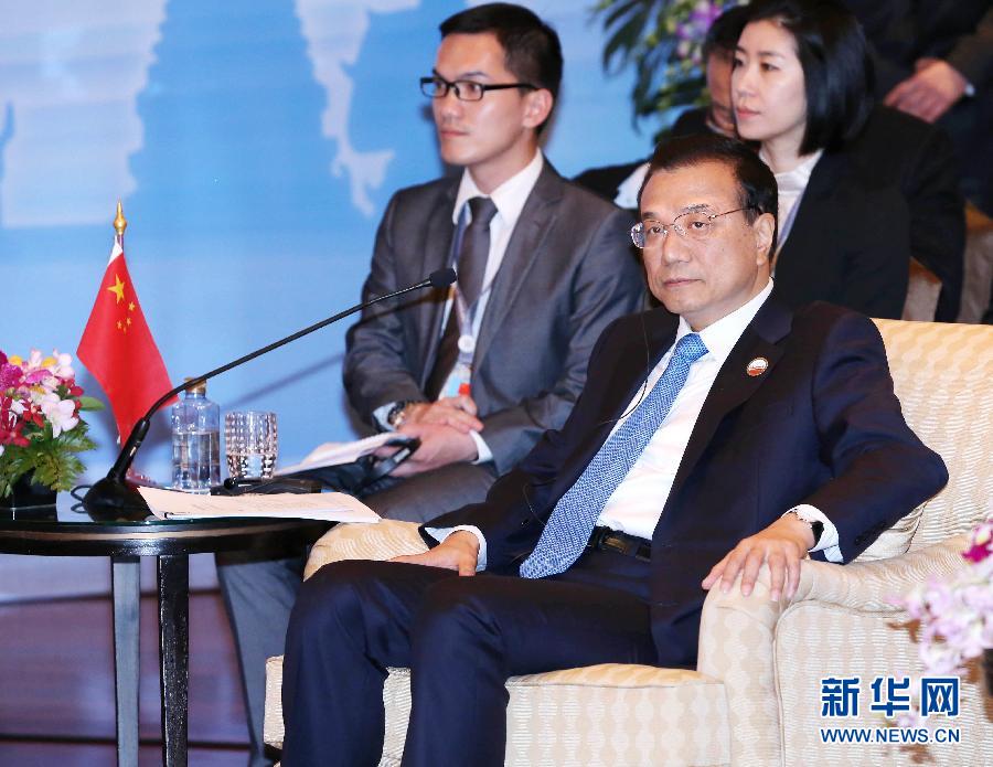 12月20日，中國國務(wù)院總理李克強(qiáng)在曼谷出席大湄公河次區(qū)域經(jīng)濟(jì)合作領(lǐng)導(dǎo)人第五次會議。 新華社記者 龐興雷 攝 