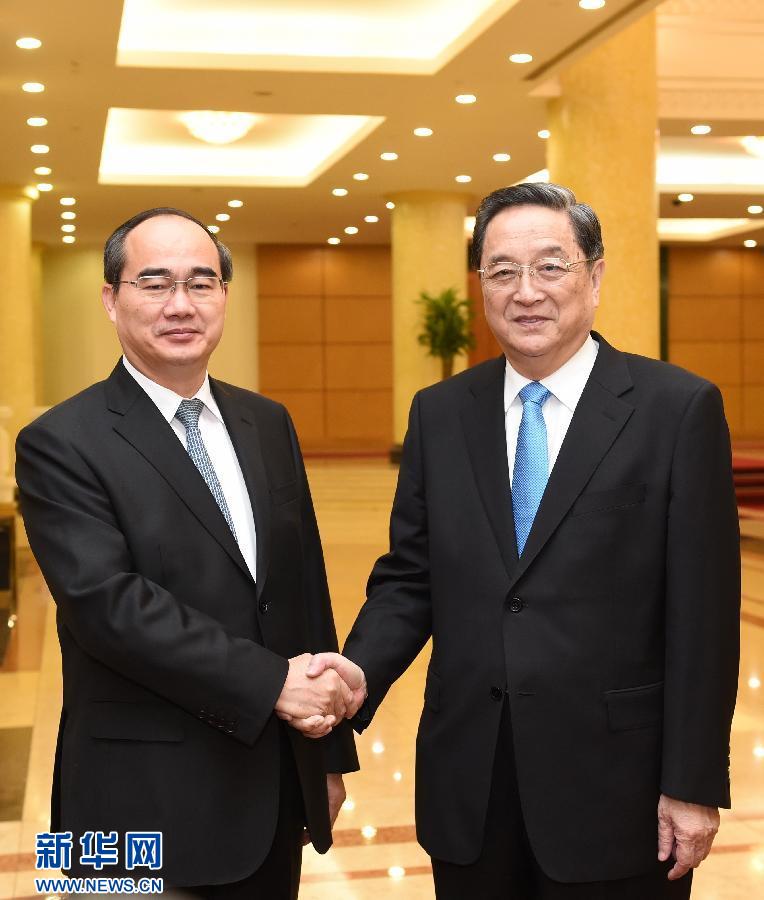 12月25日至27日，中共中央政治局常委、全國(guó)政協(xié)主席俞正聲對(duì)越南進(jìn)行正式訪問(wèn)。這是12月26日，俞正聲在河內(nèi)與越南祖國(guó)陣線主席阮善仁舉行會(huì)談。 新華社記者劉建生攝