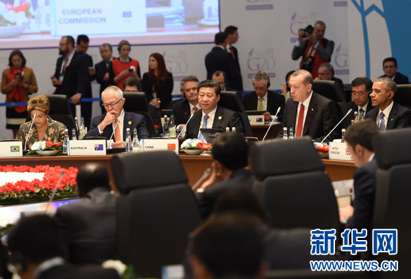 11月15日，國(guó)家主席習(xí)近平在土耳其安塔利亞出席二十國(guó)集團(tuán)領(lǐng)導(dǎo)人第十次峰會(huì)第一階段會(huì)議。 新華社記者李學(xué)仁攝 