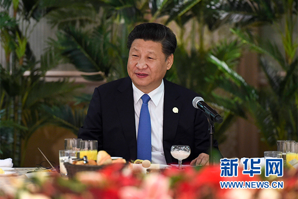 12月4日，國家主席習近平在約翰內斯堡集體會見13位非洲國家領導人。 新華社記者 謝環(huán)馳 攝