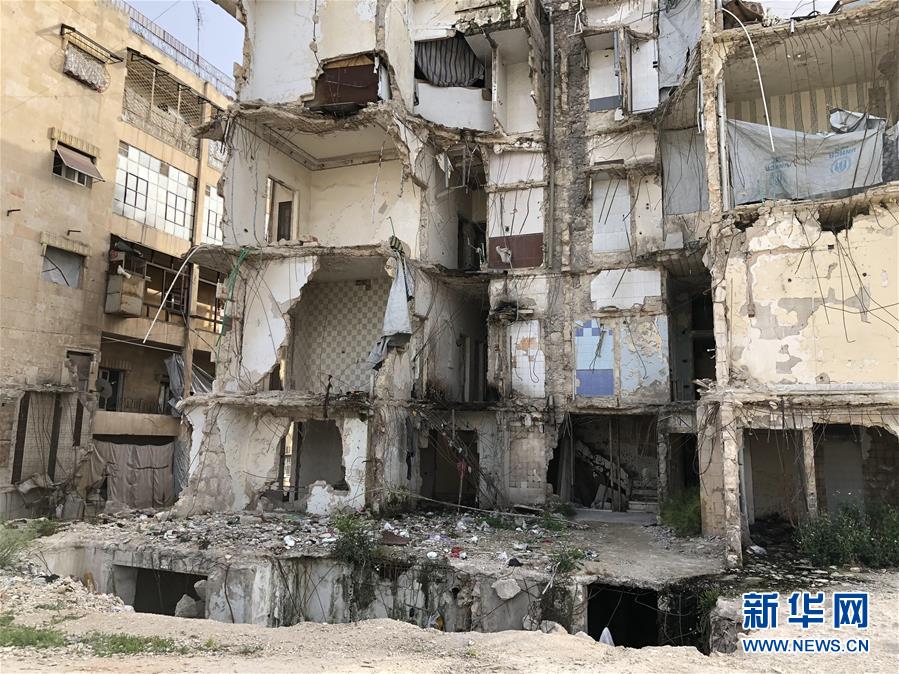 （國際&middot;圖文互動(dòng)）（7）上學(xué)夢(mèng)何處安放&mdash;&mdash;敘利亞女孩阿明娜的危樓生活