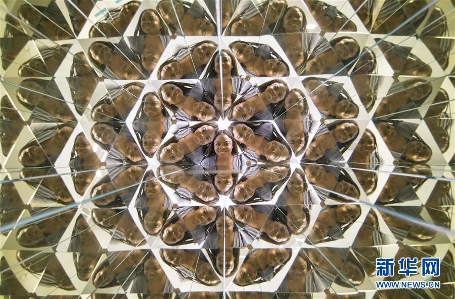 （國(guó)際&middot;一周看天下）萬花世界