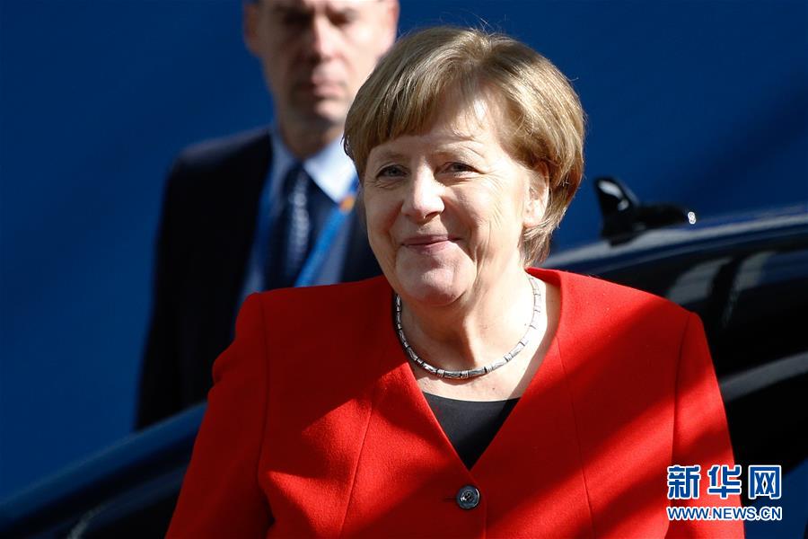 （國際）（4）歐盟為英國&ldquo;脫歐&rdquo;提供&ldquo;二選一&rdquo;時(shí)間表