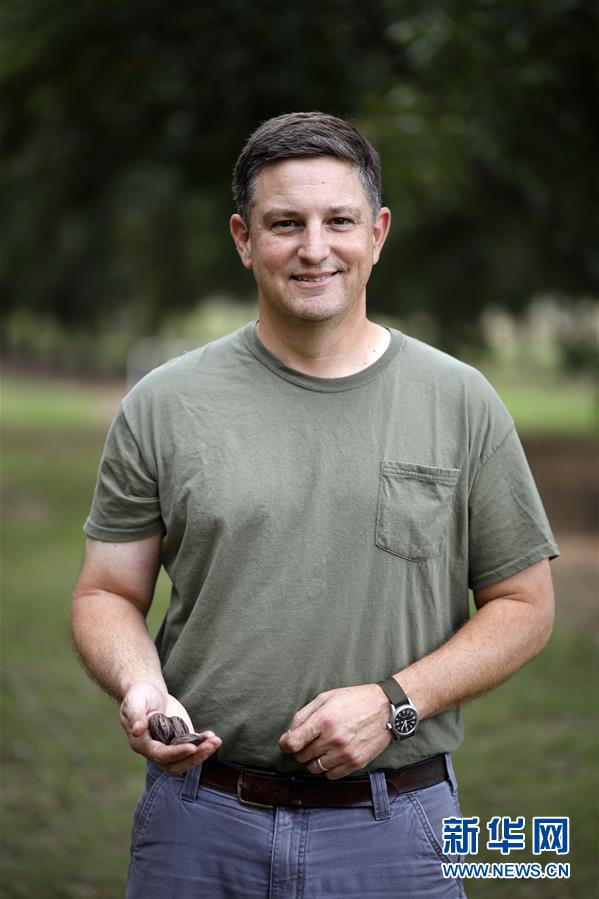 （國(guó)際&middot;圖文互動(dòng)）（3）通訊：期待美中盡早達(dá)成貿(mào)易協(xié)議&mdash;&mdash;颶風(fēng)和關(guān)稅夾擊下的美國(guó)山核桃種植戶盼重回中國(guó)市場(chǎng)